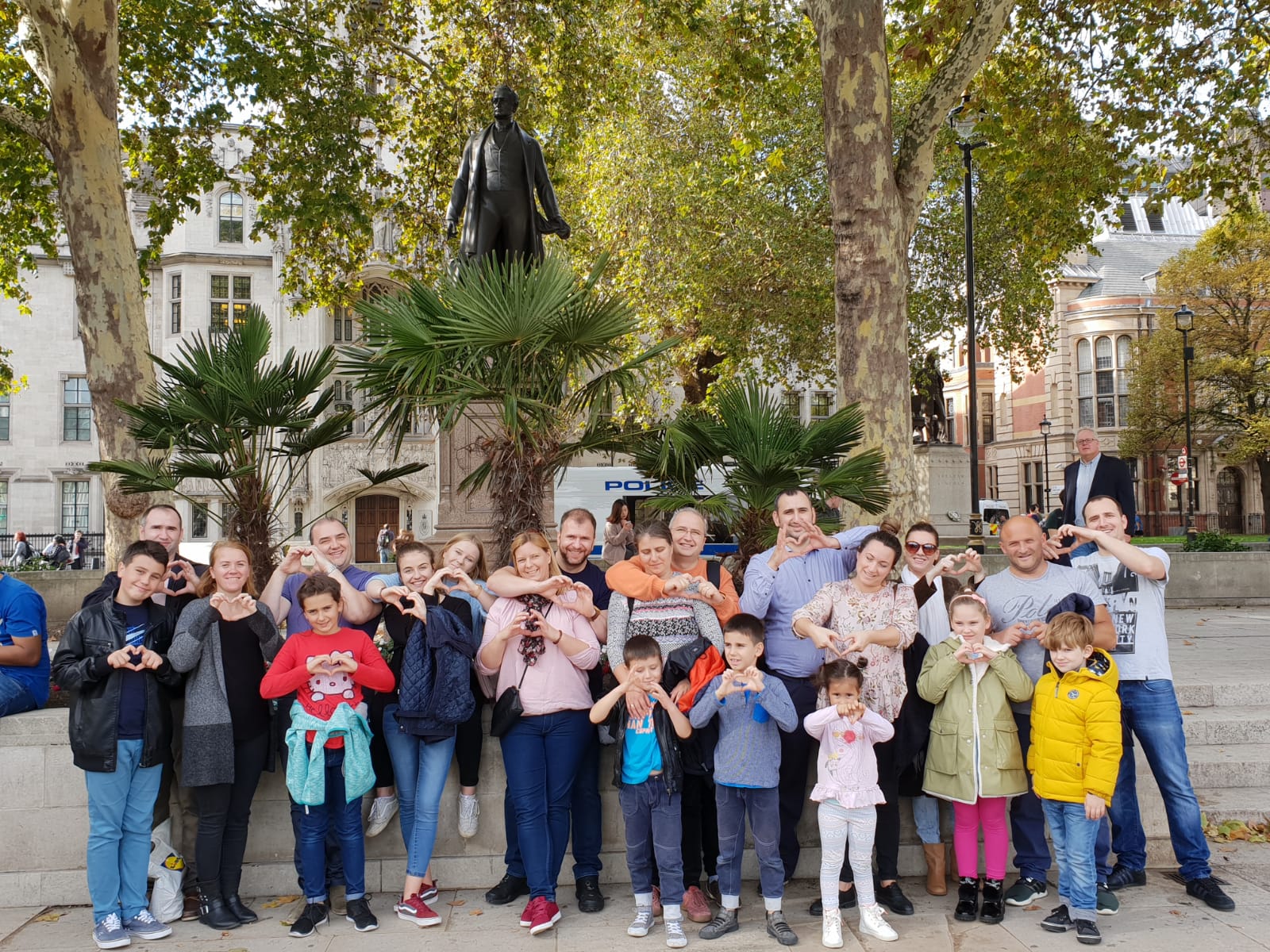 c35af679-83b4-4ac9-a6f3-202675faf7ee